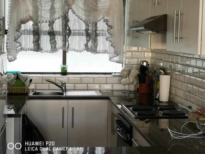 1 Bedroom Property for Sale in Gardens Western Cape